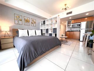 1750 N Bayshore Dr 1218, Miami, FL 33132