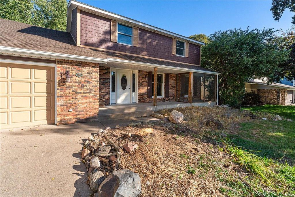 1331 Willow Circle, Roseville, MN 55113 — photo 3