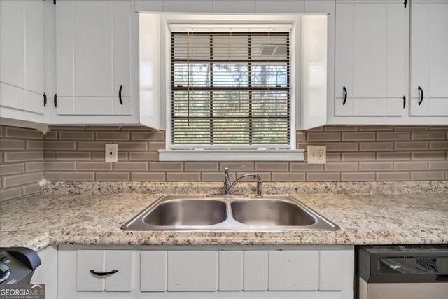 1505 Diplomat Drive, Riverdale, GA 30296