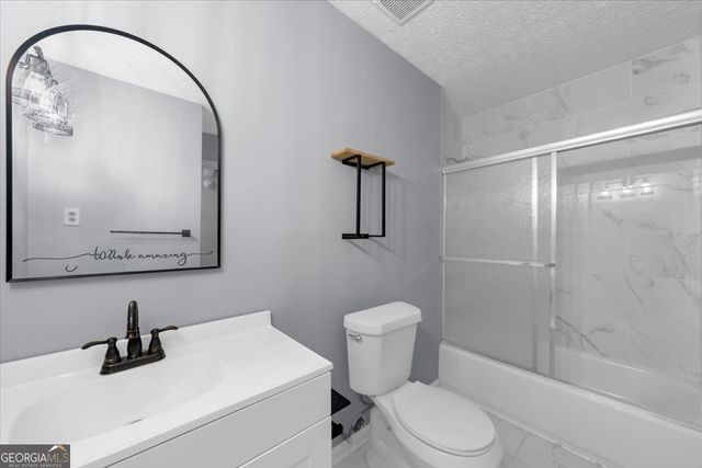 1505 Diplomat Drive, Riverdale, GA 30296