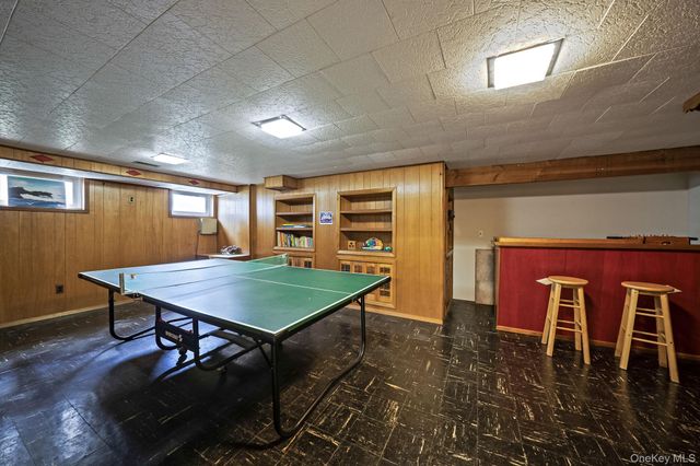 2897 Wynsum Avenue, Merrick, NY 11566