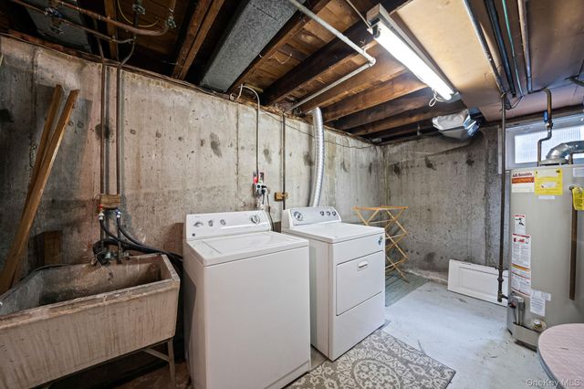 2897 Wynsum Avenue, Merrick, NY 11566