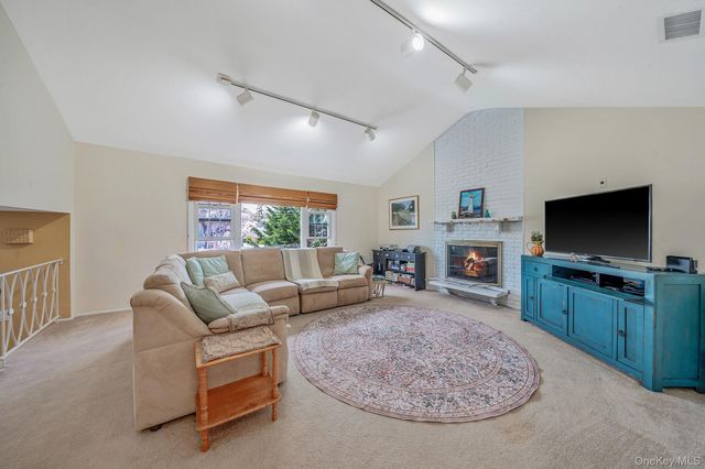 2897 Wynsum Avenue, Merrick, NY 11566