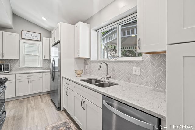 817 Joslin Street SE, Grand Rapids, MI 49507
