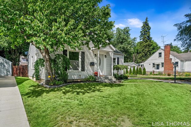 817 Joslin Street SE, Grand Rapids, MI 49507