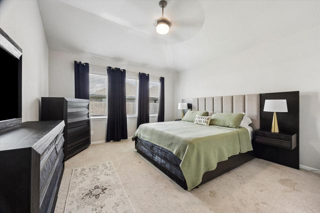 1849 Beau Banks Way, Alvin, TX 77511