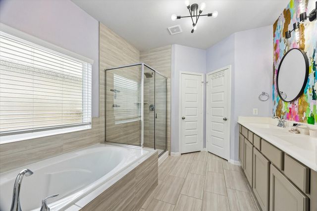 1849 Beau Banks Way, Alvin, TX 77511