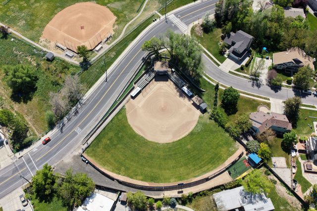 4851 S COLONY DR, Salt Lake City, UT 84117