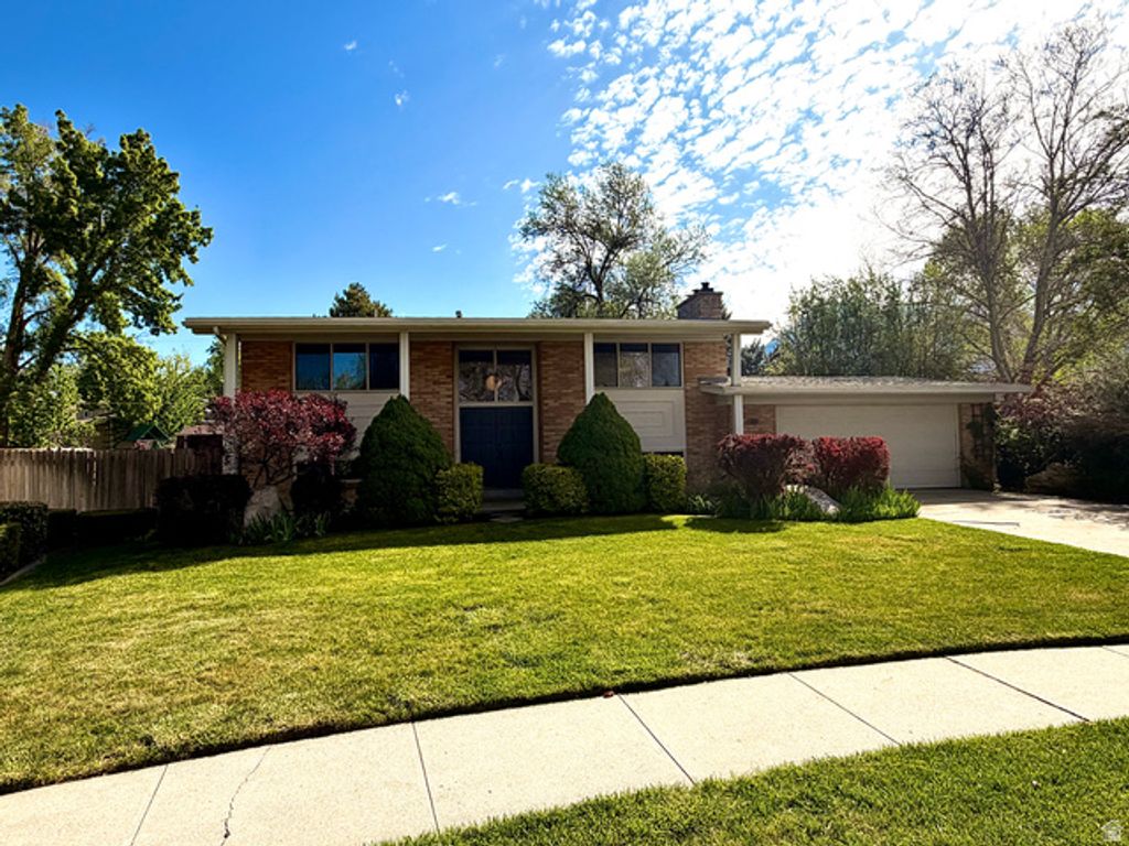 4851 S COLONY DR, Salt Lake City, UT 84117