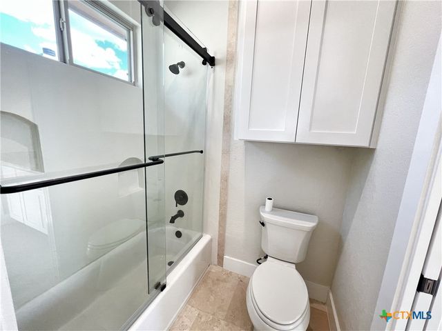 1690 Gruene Vineyard Crossing, New Braunfels, TX 78130