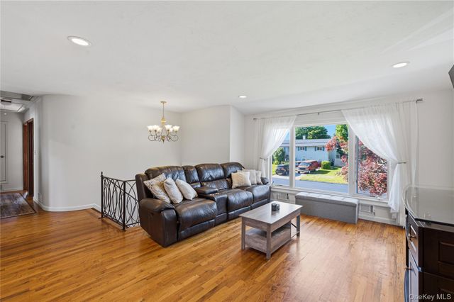 129 Sherman Street, Brentwood, NY 11717