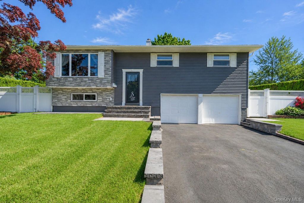 129 Sherman Street, Brentwood, NY 11717