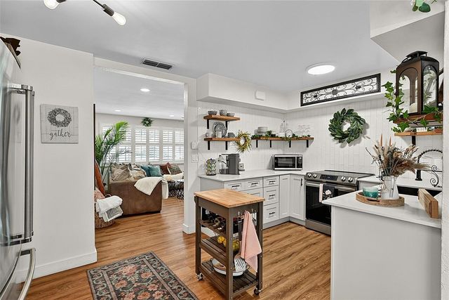 715 STEELE AVENUE, South Daytona, FL 32119