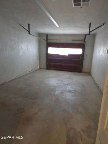 7332 N LOOP Drive, El Paso, TX 79915