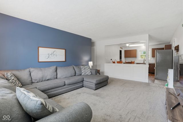 5832 Windward Way, Indianapolis, IN 46278