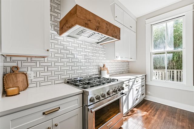 1310 Rosenberg Street, Galveston, TX 77550