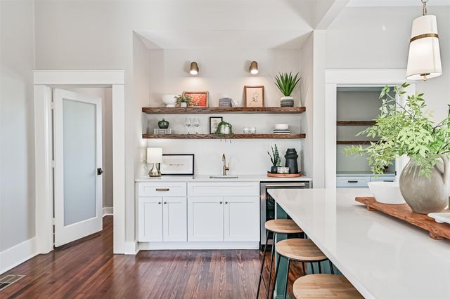 1310 Rosenberg Street, Galveston, TX 77550