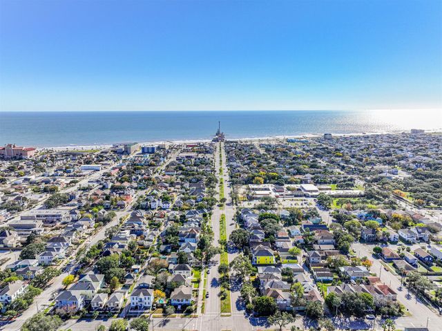 1310 Rosenberg Street, Galveston, TX 77550