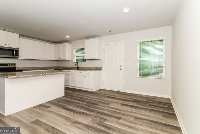 309 Muskogee Drive, Dallas, GA 30132