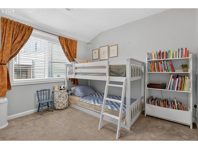 6047 Se RHONE St, Portland, OR 97206