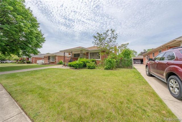 4442 Mckinley Street, Dearborn Heights, MI 48125