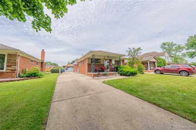 4442 Mckinley Street, Dearborn Heights, MI 48125