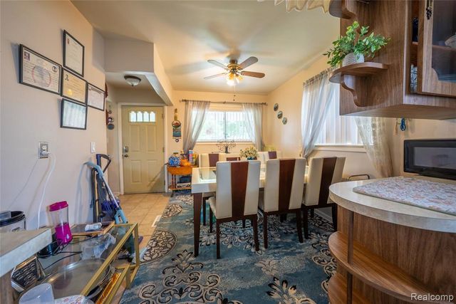 4442 Mckinley Street, Dearborn Heights, MI 48125