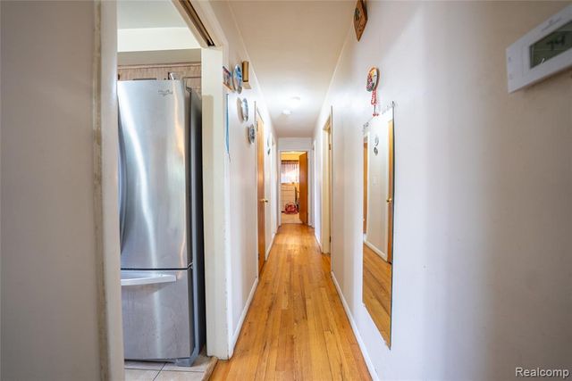 4442 Mckinley Street, Dearborn Heights, MI 48125