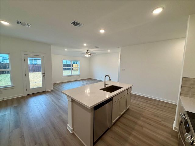 261 Seattle Slew DR, Jarrell, TX 76537