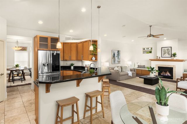 6038 Osprey Circle, Bremerton, WA 98312