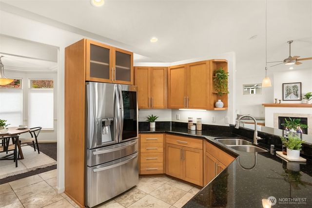 6038 Osprey Circle, Bremerton, WA 98312