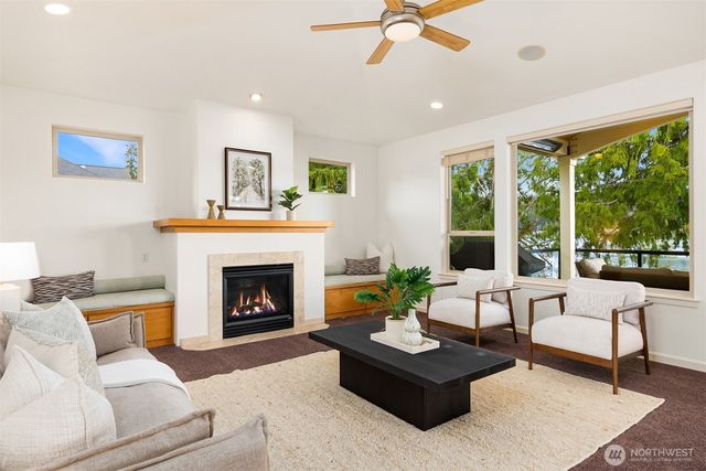 6038 Osprey Circle, Bremerton, WA 98312