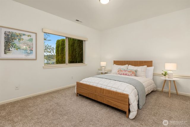 6038 Osprey Circle, Bremerton, WA 98312