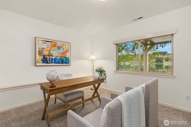 6038 Osprey Circle, Bremerton, WA 98312
