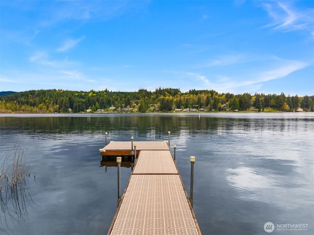 6038 Osprey Circle, Bremerton, WA 98312