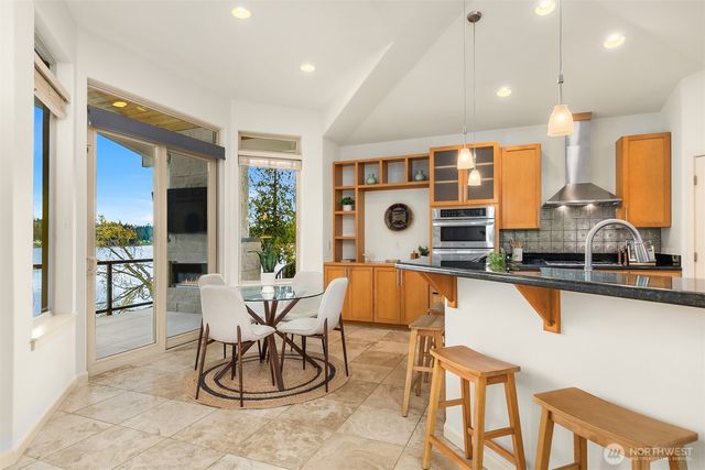 6038 Osprey Circle, Bremerton, WA 98312