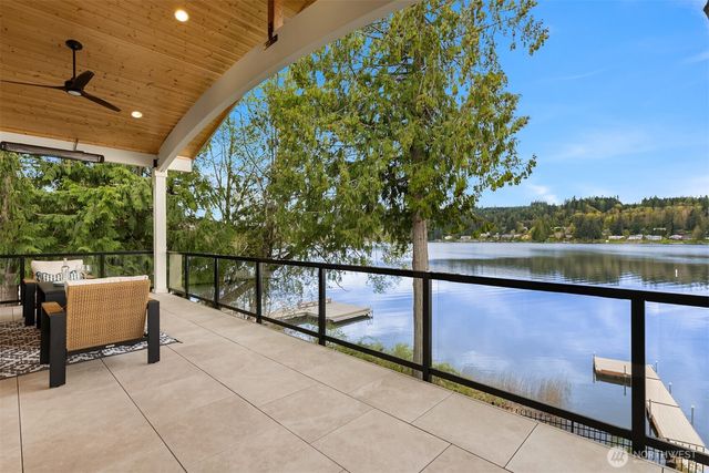 6038 Osprey Circle, Bremerton, WA 98312