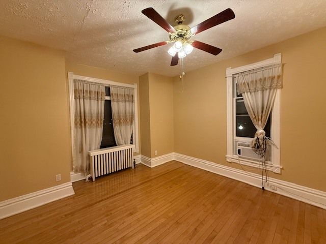 71 Park Row 71, Elgin, IL 60120