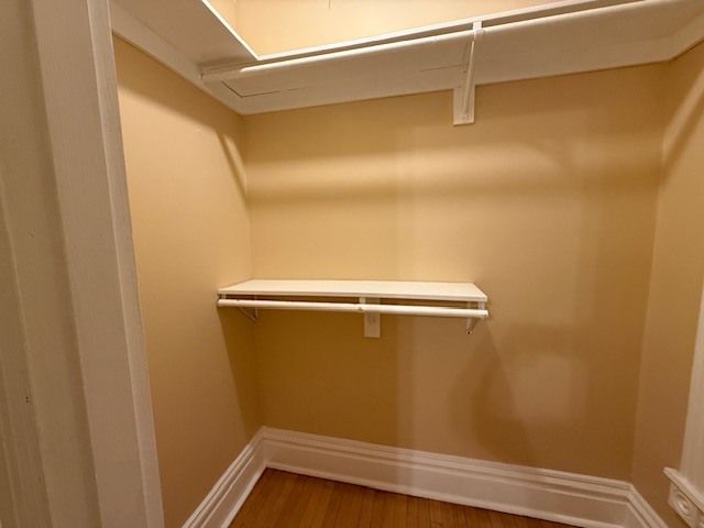 71 Park Row 71, Elgin, IL 60120