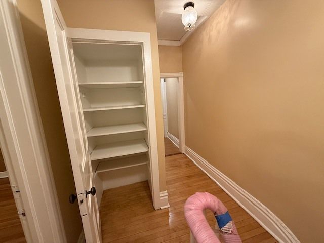 71 Park Row 71, Elgin, IL 60120