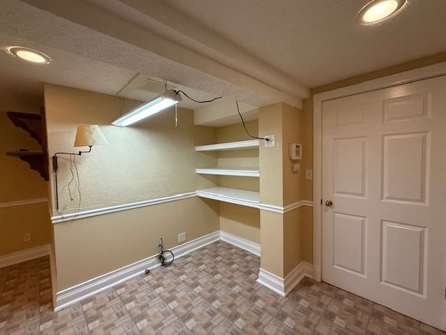71 Park Row 71, Elgin, IL 60120