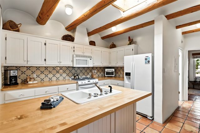 334 Otero 8-4, Santa Fe, NM 87501