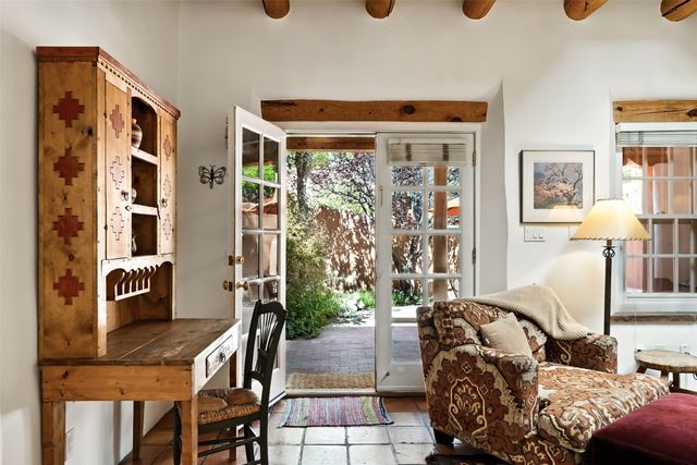 334 Otero 8-4, Santa Fe, NM 87501