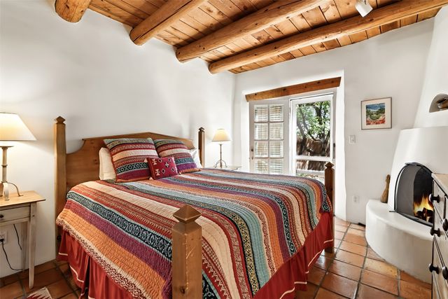 334 Otero 8-4, Santa Fe, NM 87501