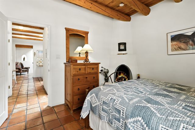 334 Otero 8-4, Santa Fe, NM 87501