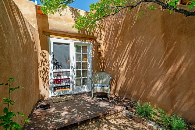 334 Otero 8-4, Santa Fe, NM 87501