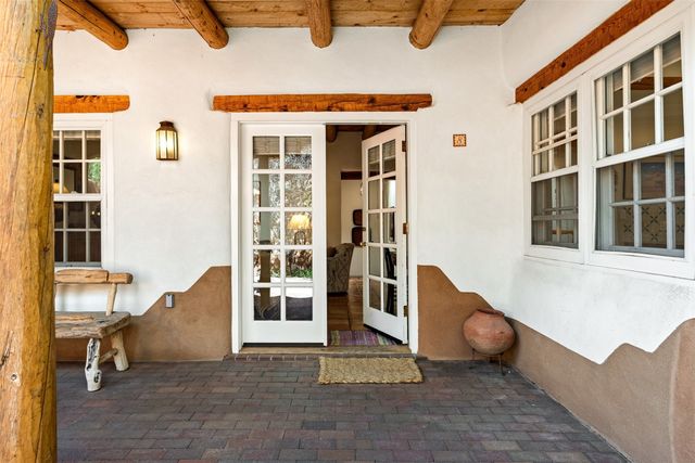 334 Otero 8-4, Santa Fe, NM 87501