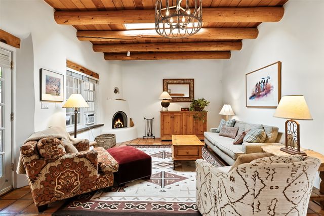 334 Otero 8-4, Santa Fe, NM 87501