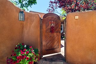 334 Otero 8-4, Santa Fe, NM 87501