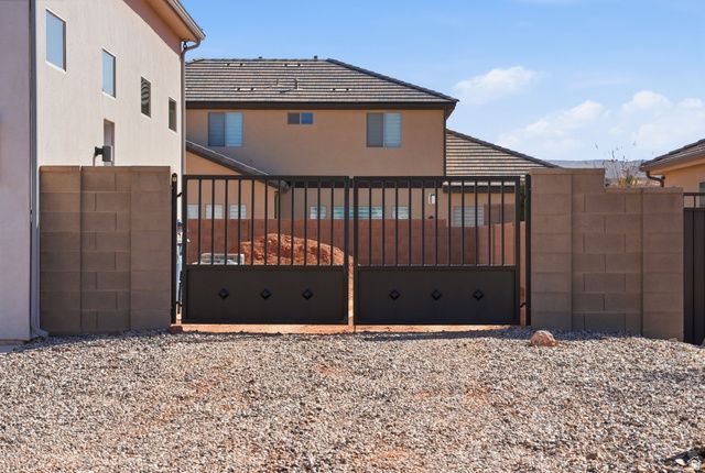 5198 W 1930 S, Hurricane, UT 84737
